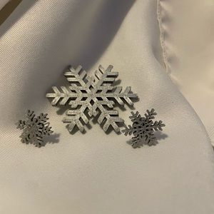 3/15 Handmade 3D Printed Snowflake Brooch & Earrings Winter Set Holiday Jewelry